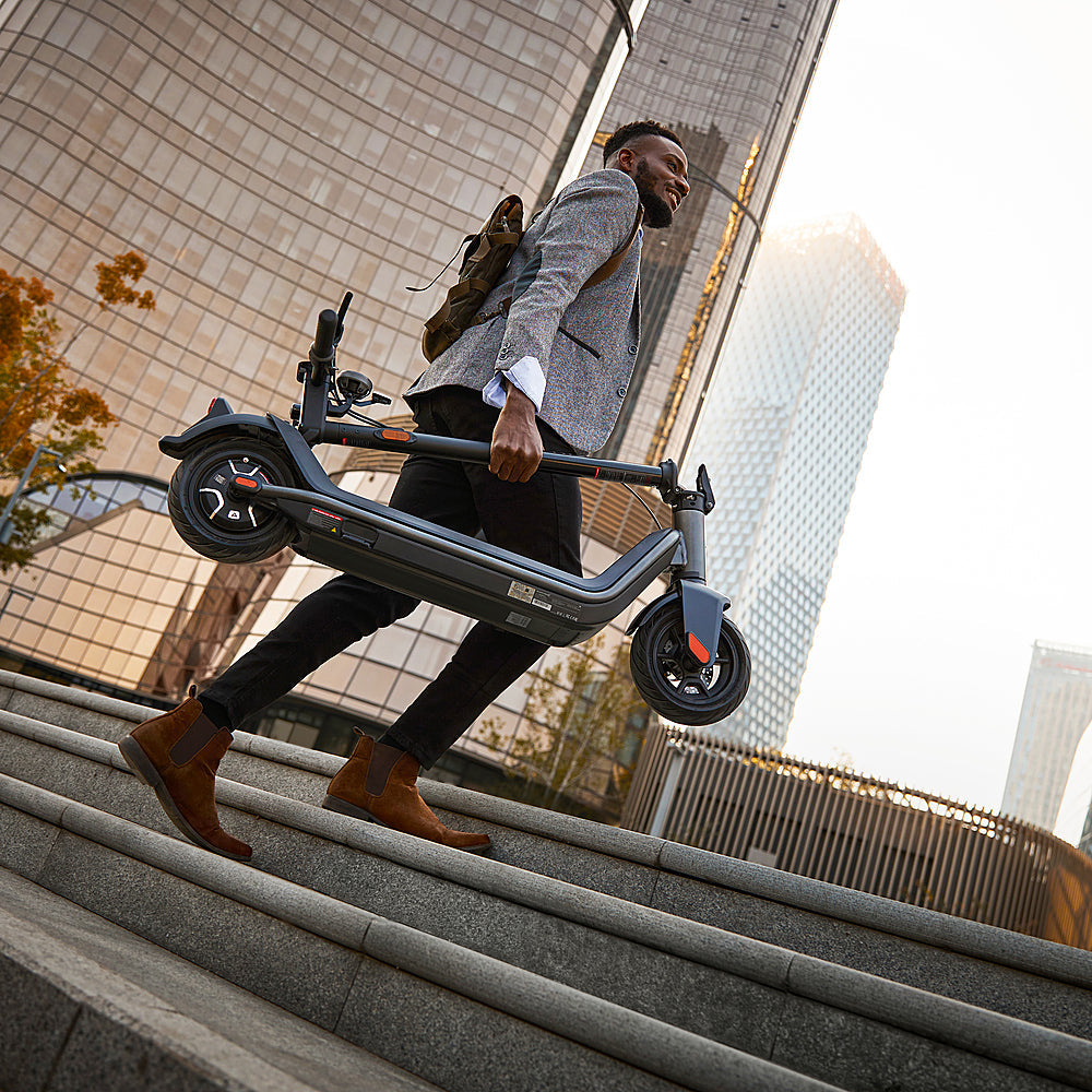 Trottinette électrique pliable NIU KQi3 Pro, autonomie maximale de 50 km et vitesse maximale de 32 km/h, noire - Enhanced