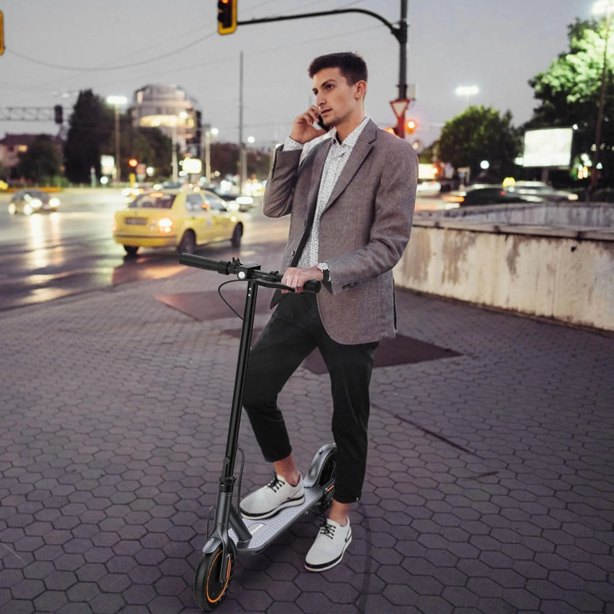 Trottinette électrique, moteur puissant de 350 W/500 W, pneus pleins de 8,5/10 pouces, vitesse de 19/22 mph, autonomie de 28/21/12 miles, double freinage - Enhanced