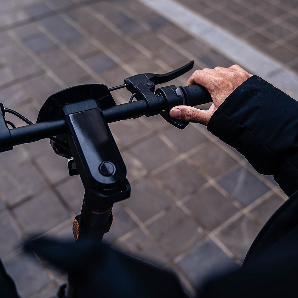 Trottinette électrique pliable NIU KQi3 Pro, autonomie maximale de 50 km et vitesse maximale de 32 km/h, noire - Enhanced