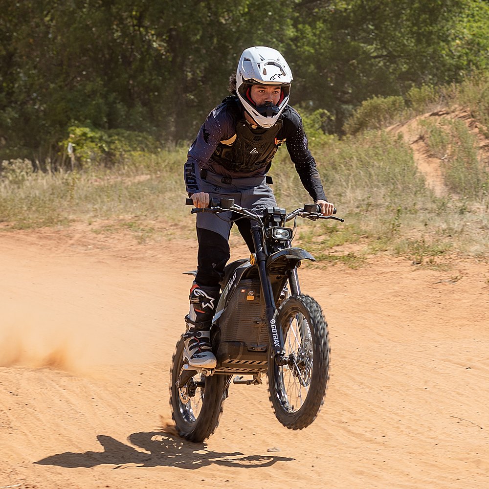 GoTrax - Moto tout-terrain électrique Everest avec une autonomie maximale de 80 km et une vitesse maximale de 85 km/h - Enhanced